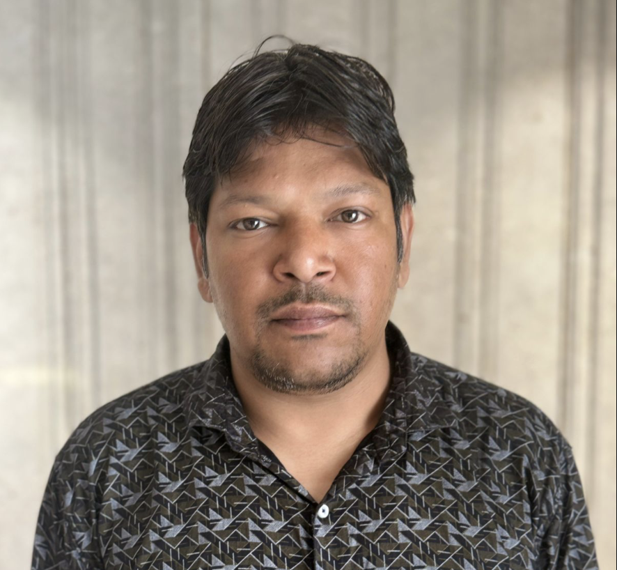 Adv. Gaurav Tomar